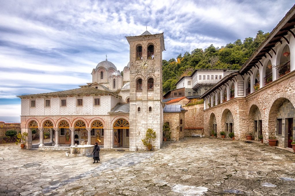 μονή εικοσιφοίνισσας